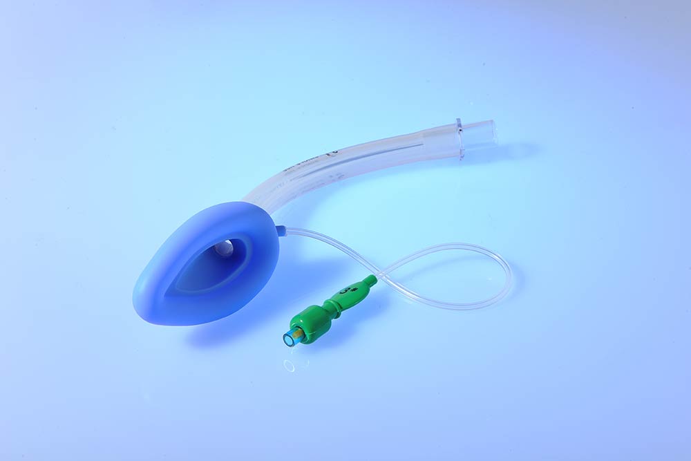 南亞呼吸類膠粒適合押出及射出成型，加工穩定性佳，可應用於氧氣管。